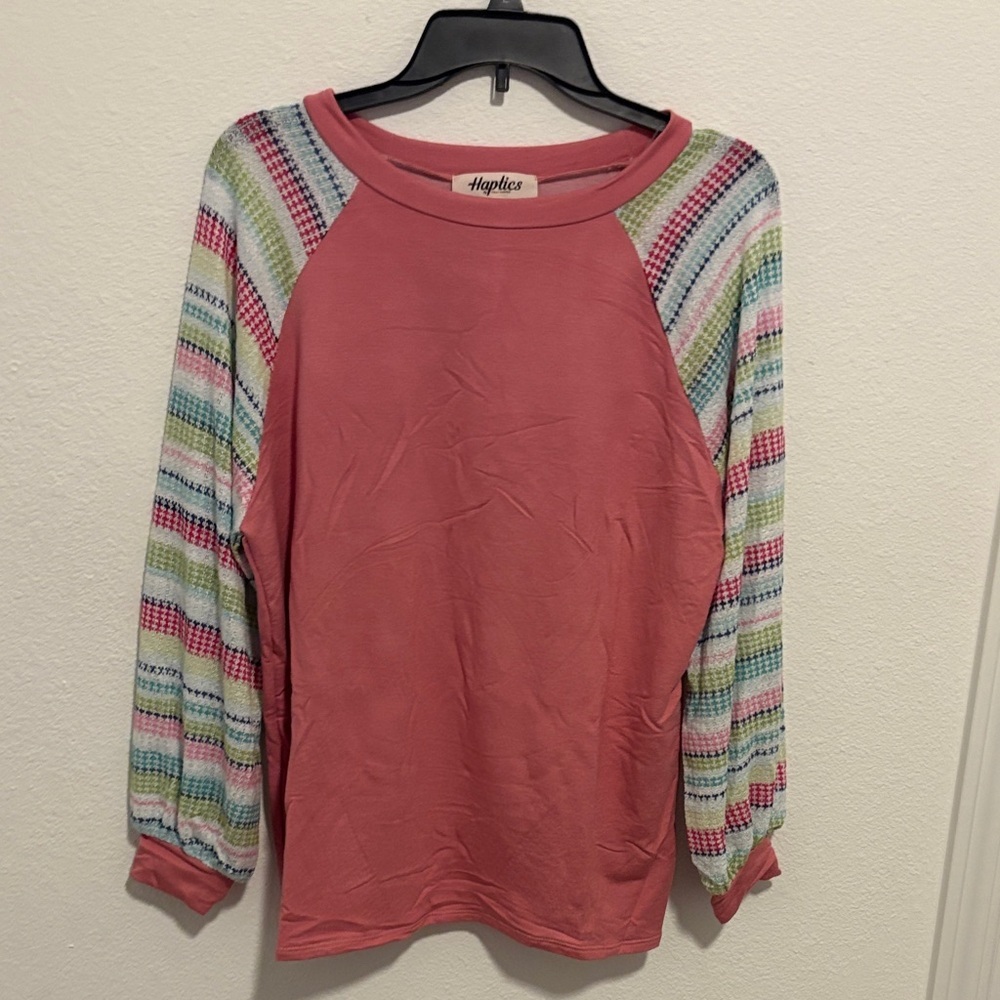 New Haptics by Holly Harper Women's Rose and Multicolor Knit Sleeve Top
